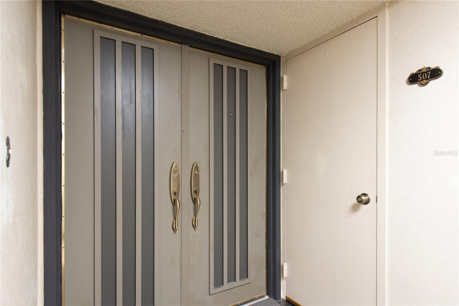 SAND KEY CONDO-SOUTH BEACH - Residential Lease