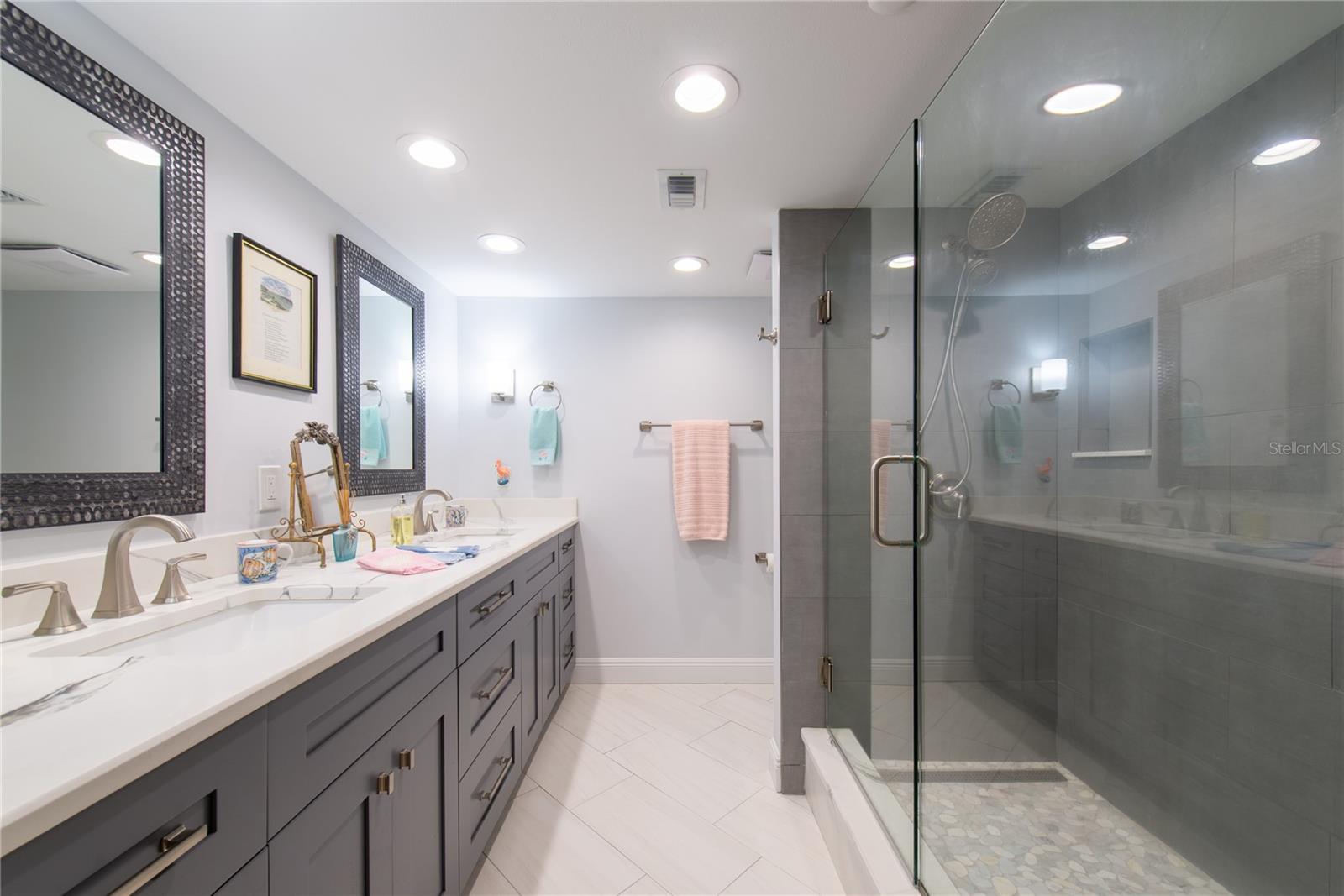 SAND KEY CONDO-SOUTH BEACH - Residential Lease