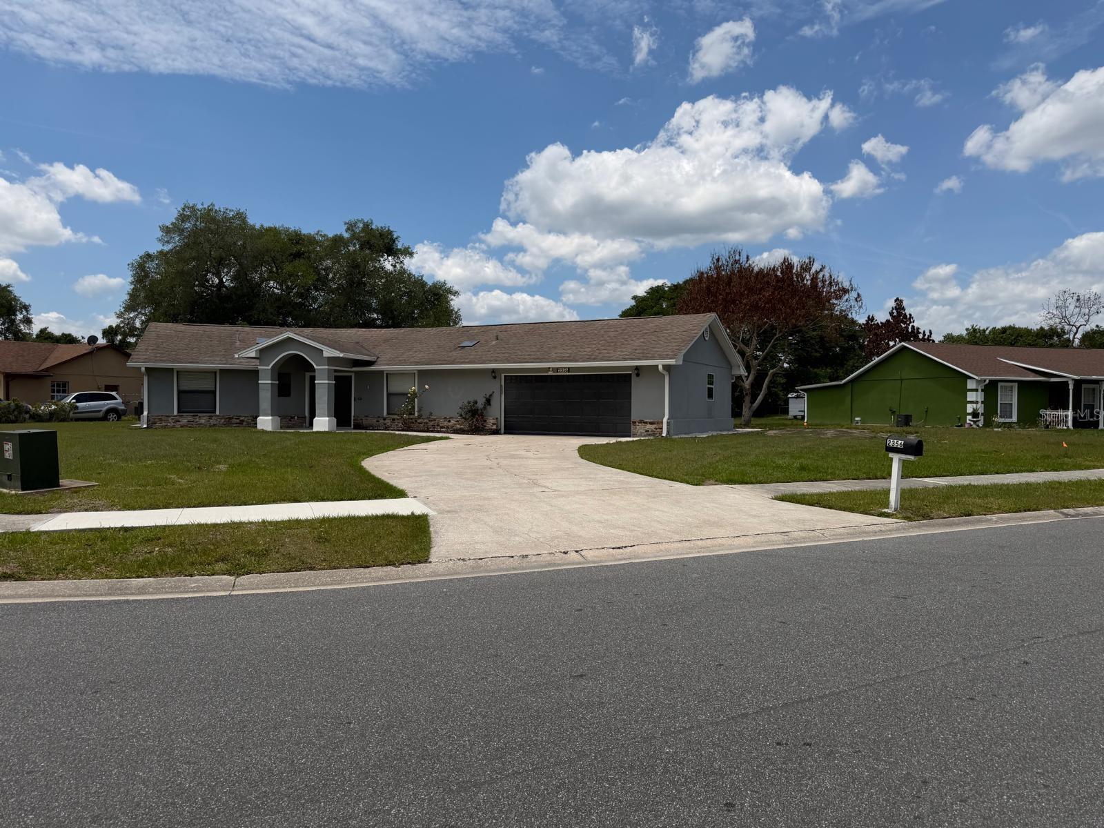 2356 ROYALE OAKS BOULEVARD