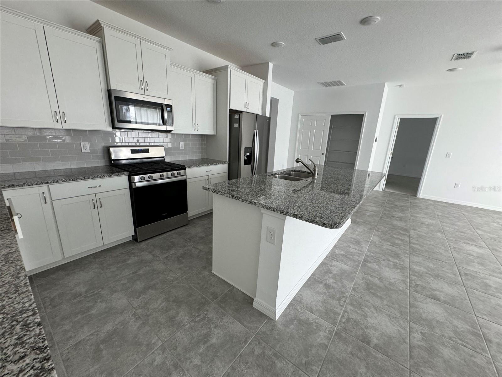 CALESA TOWNSHIP SORREL GLEN 2 - Residential Lease