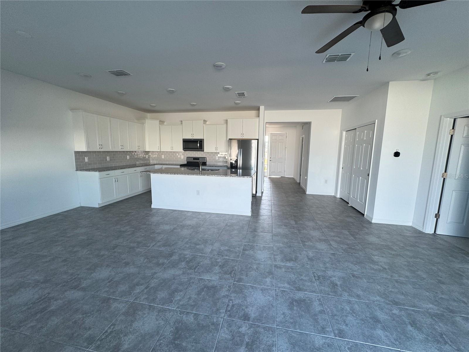 CALESA TOWNSHIP SORREL GLEN 2 - Residential Lease