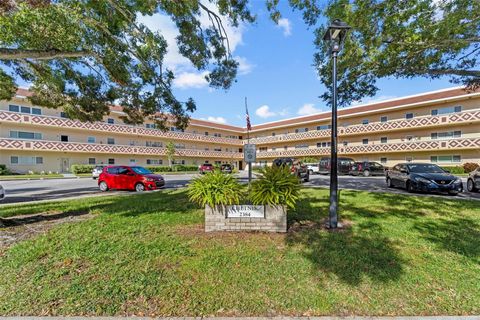 2384 TAHITIAN LANE 22 CLEARWATER FL 33763