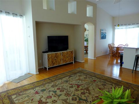 Tiny photo for 9003 Oakcrest Circle, Mount Dora, FL 32757 (MLS # G5109997)