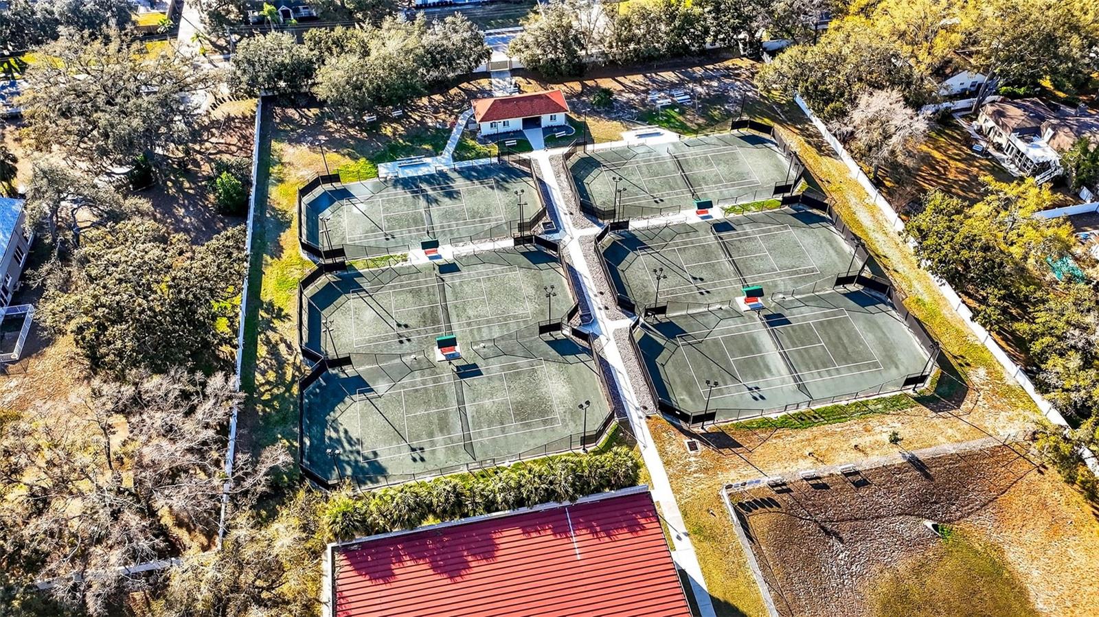 FRANCES ARBOR VILLAS - Residential