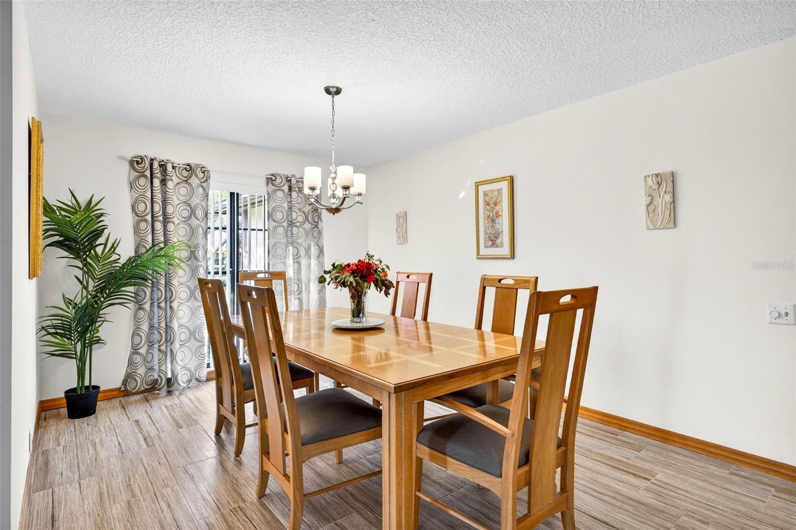 FRANCES ARBOR VILLAS - Residential