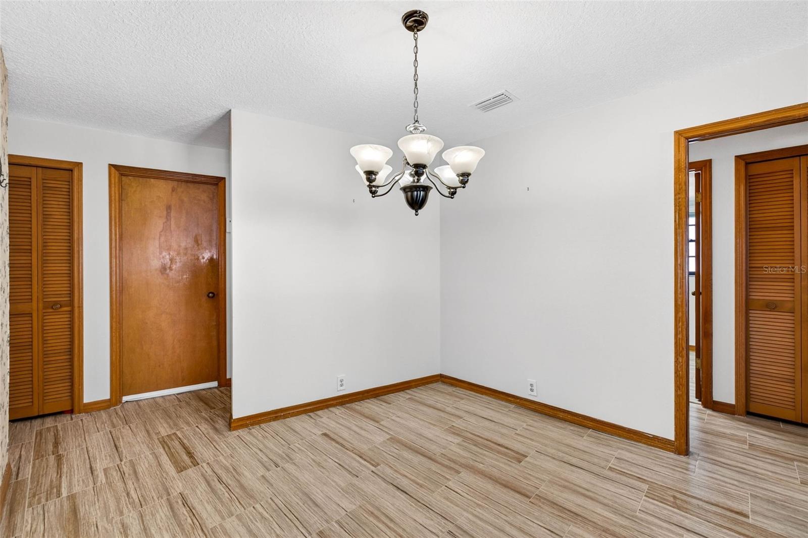 FRANCES ARBOR VILLAS - Residential