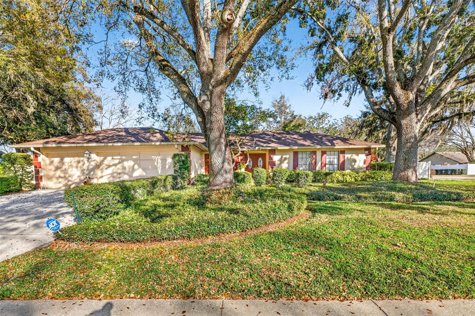 FRANCES ARBOR VILLAS - Residential