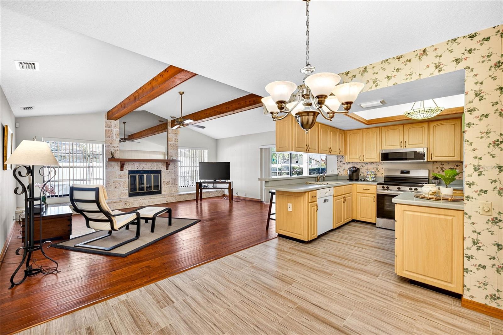 FRANCES ARBOR VILLAS - Residential