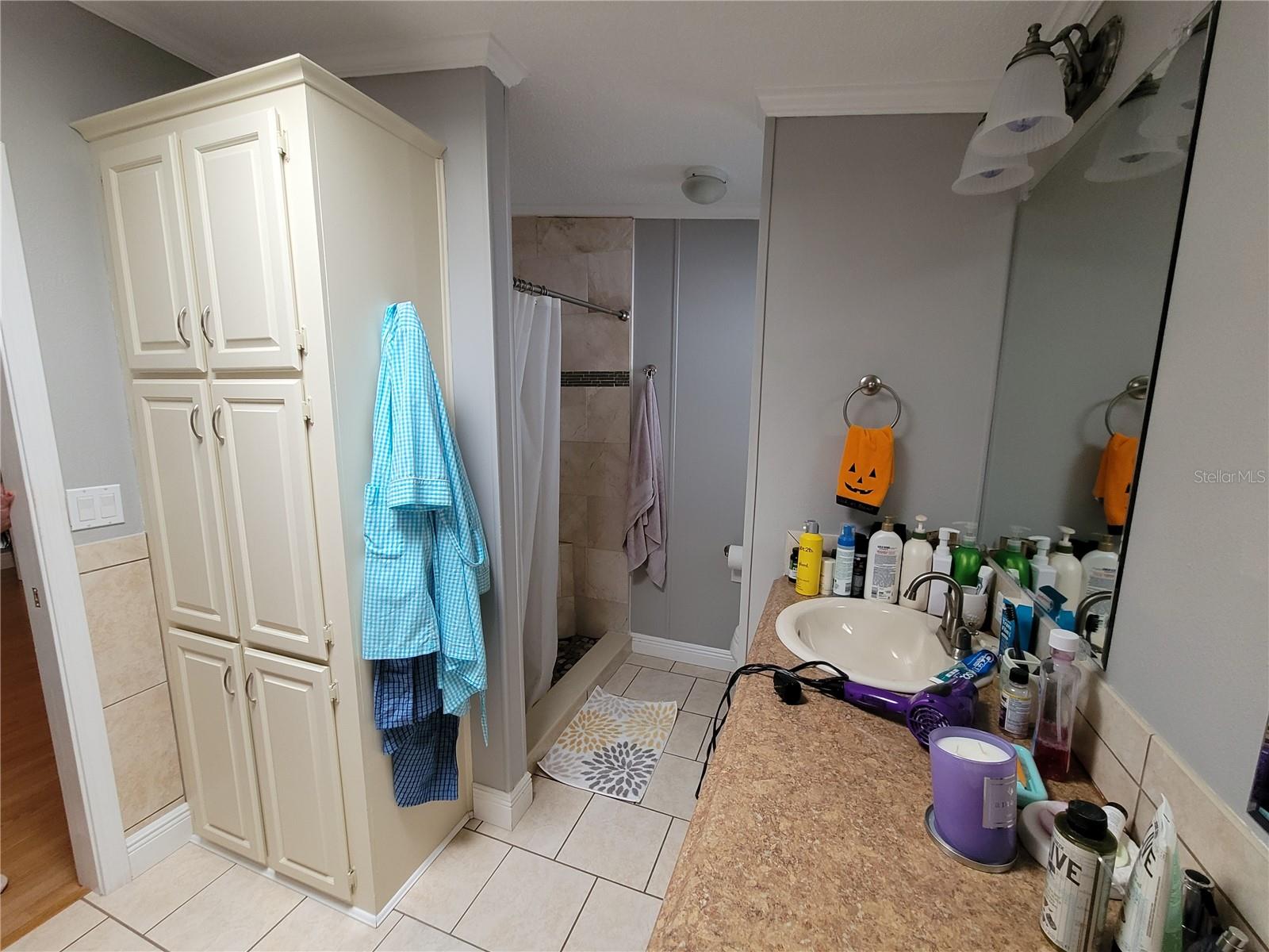 SWEETWATER GOLF & TENNIS CLUB ADD 01 - Residential