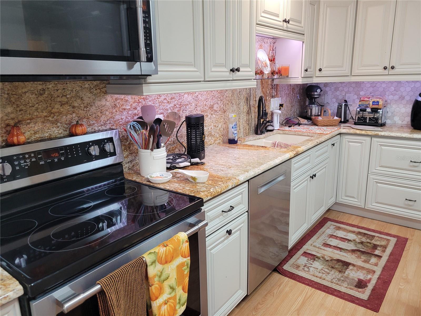 SWEETWATER GOLF & TENNIS CLUB ADD 01 - Residential