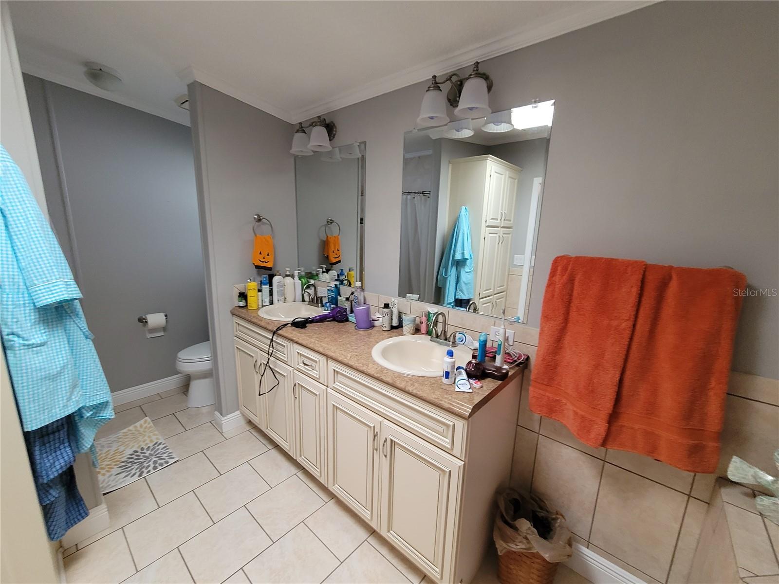 SWEETWATER GOLF & TENNIS CLUB ADD 01 - Residential