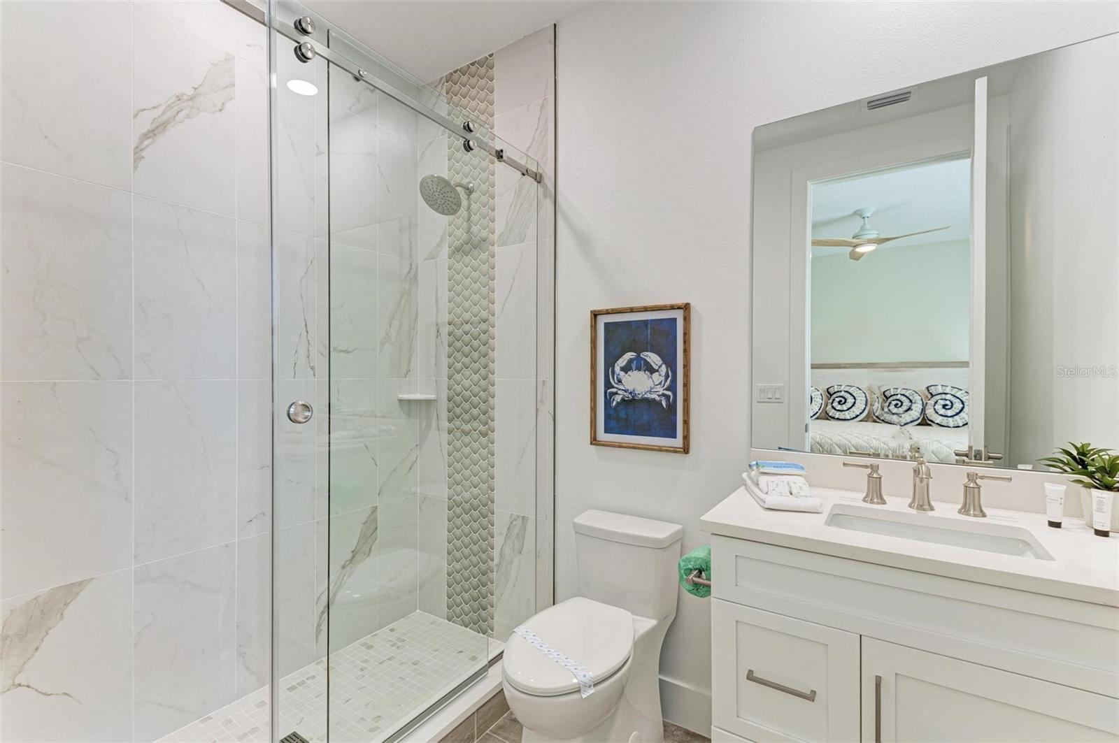 BAY MANOR - Residential