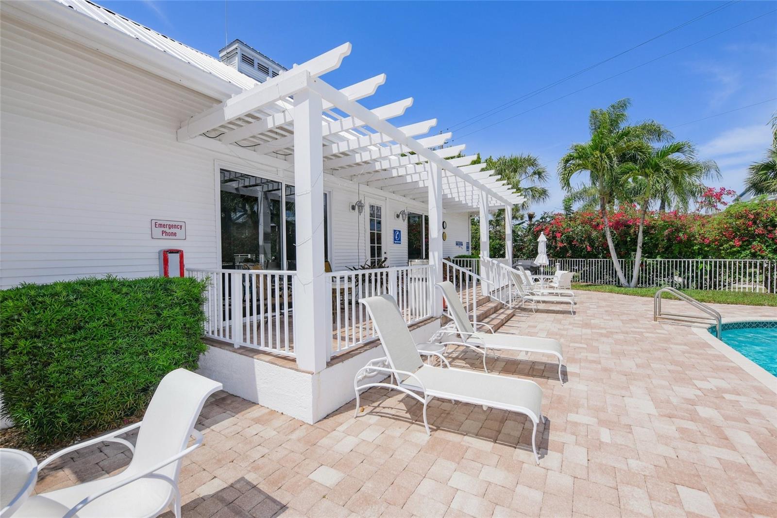 DOLPHIN BAY-SIESTA KEY SEC B - Residential