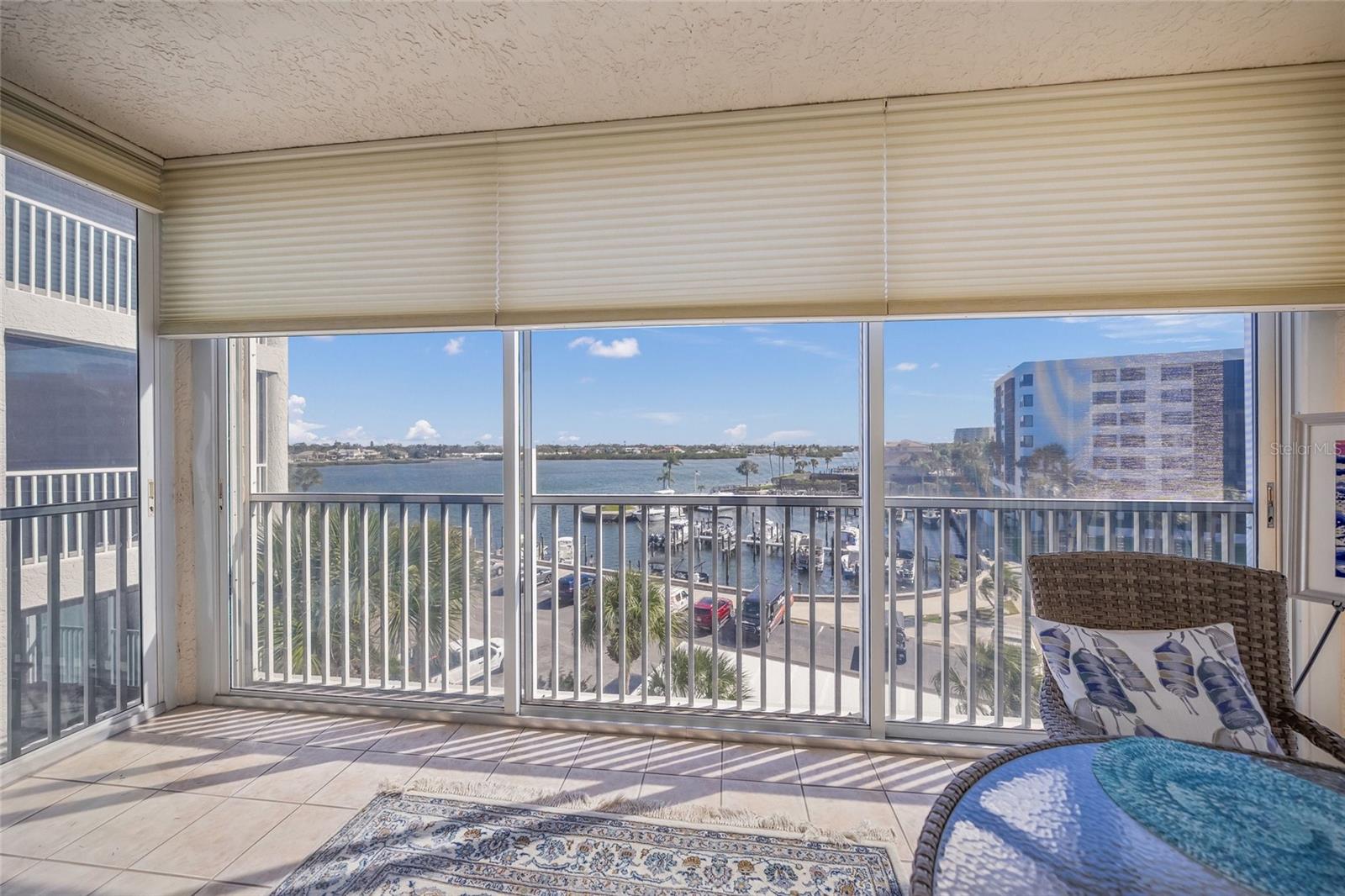 DOLPHIN BAY-SIESTA KEY SEC B - Residential