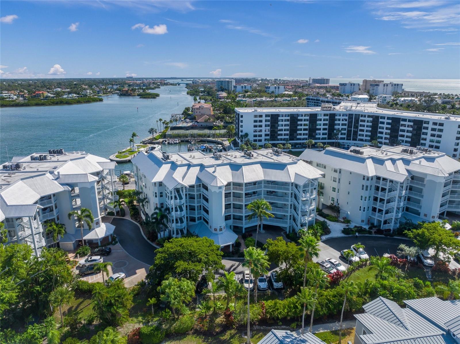 DOLPHIN BAY-SIESTA KEY SEC B - Residential