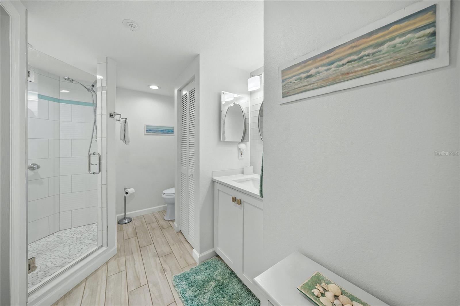 DOLPHIN BAY-SIESTA KEY SEC B - Residential