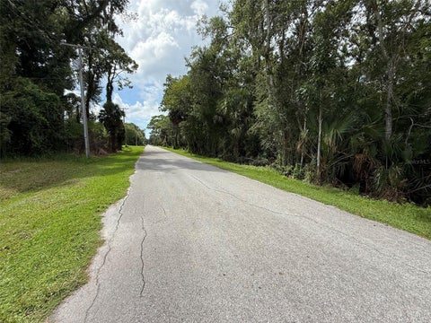 Tiny photo for 750 NE 10th Street, Crystal River, FL 34428 (MLS # W7889056)