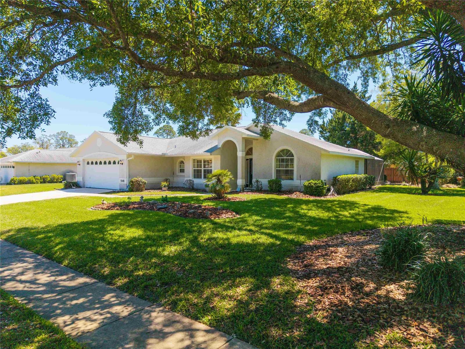 548 DOMENICO CIRCLE