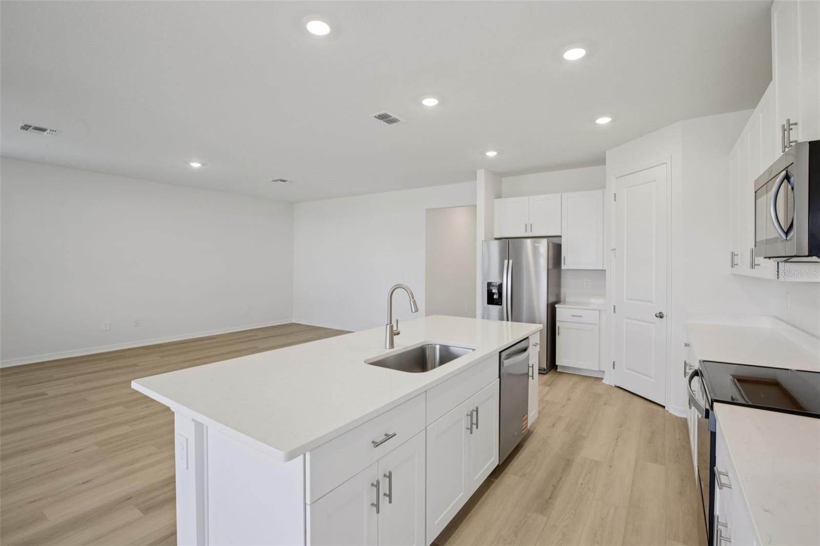 COASTERRA - Residential