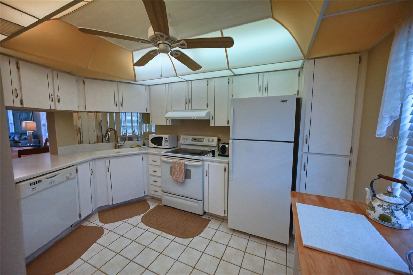 CORDOVA GREENS CONDO - Residential