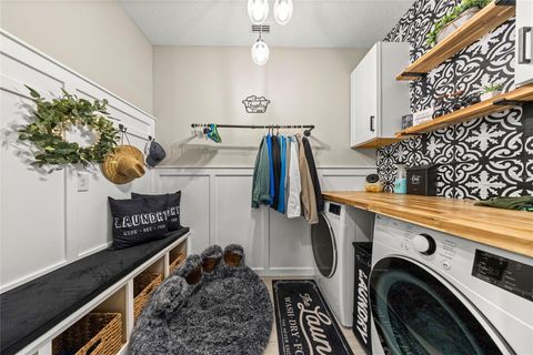 Tiny photo for 3928 SE 4th Avenue, Ocala, FL 34480 (MLS # OM713115)