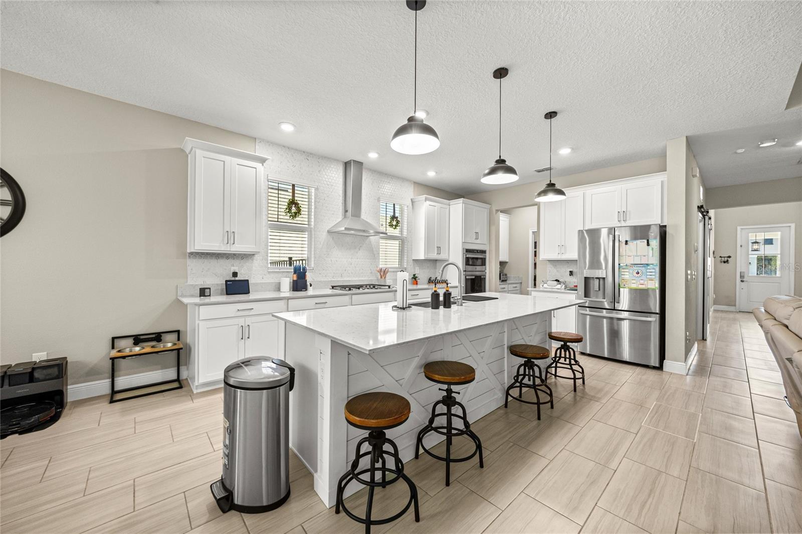 BELLECHASE VILLAS - Residential