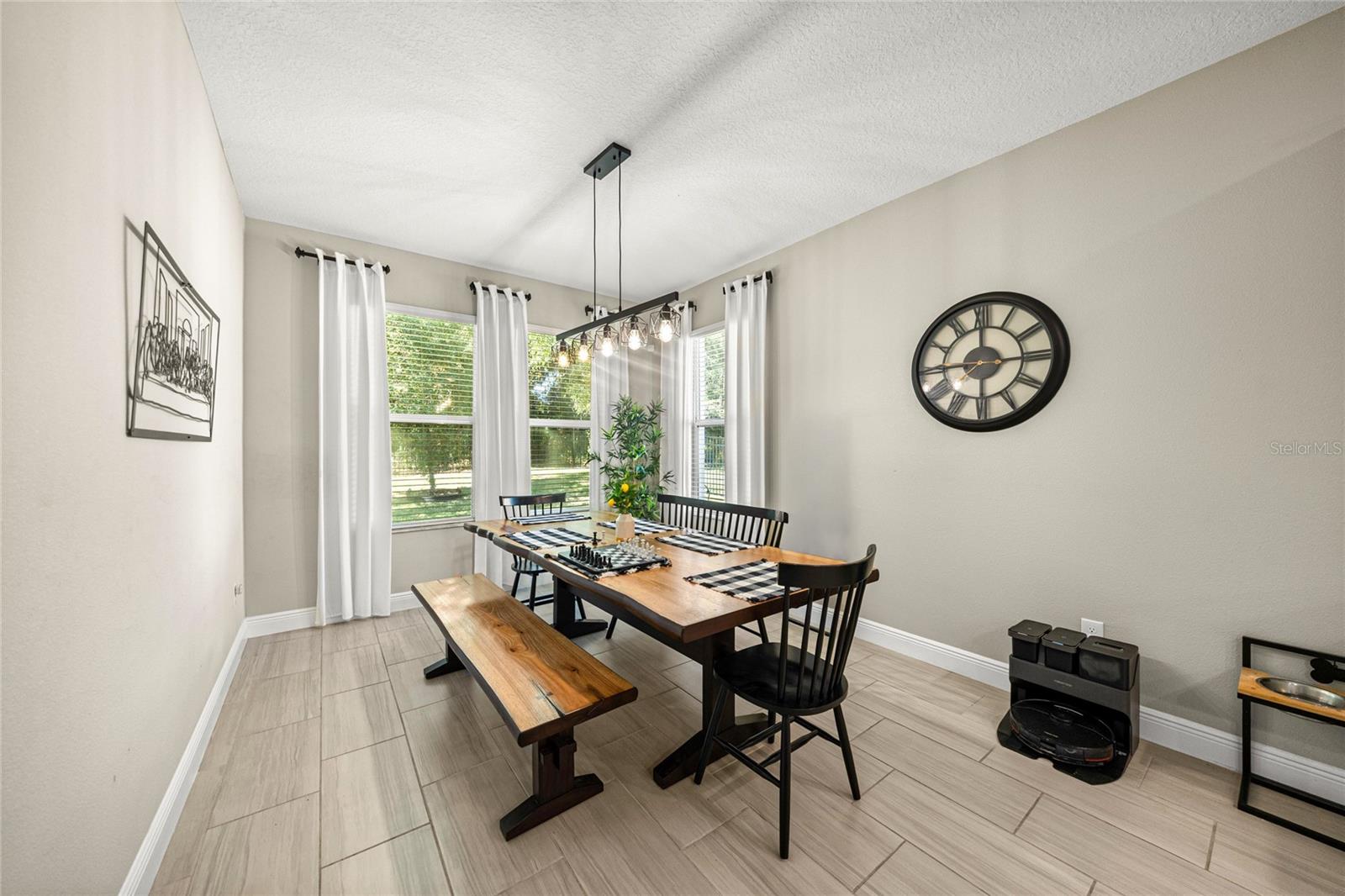 BELLECHASE VILLAS - Residential