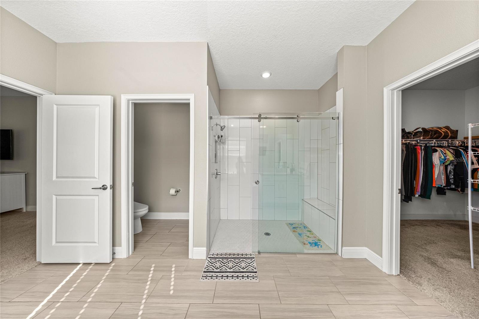 BELLECHASE VILLAS - Residential