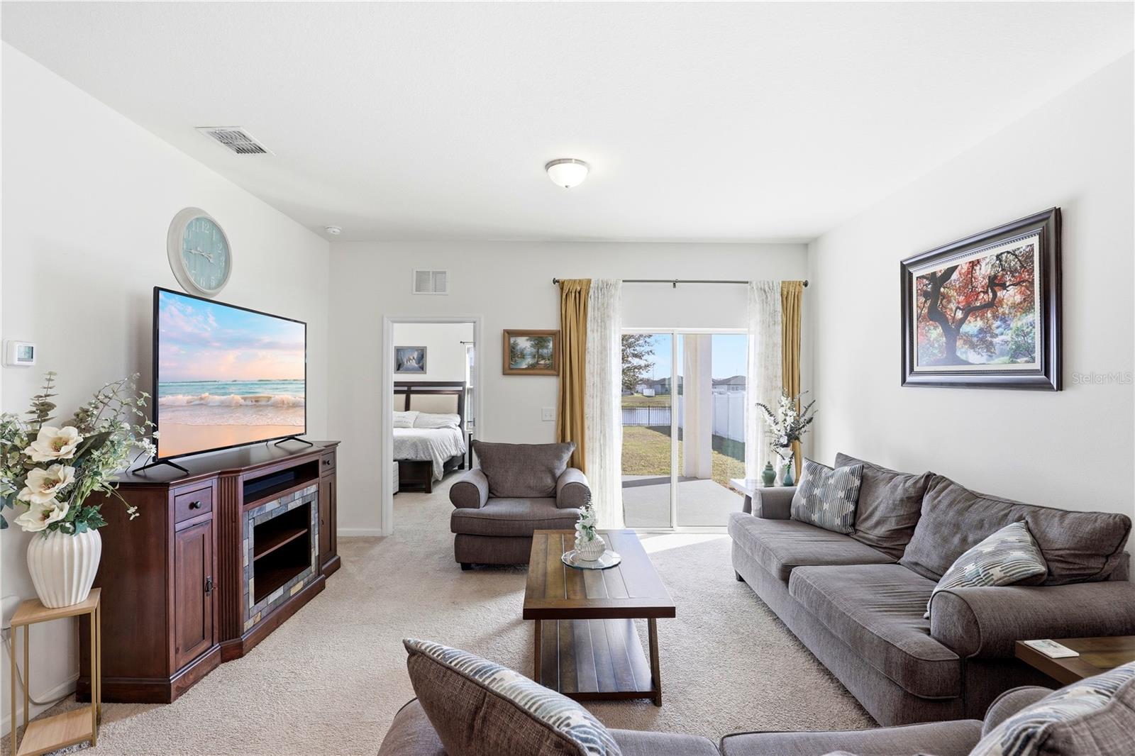 FERNANDA PLACE PH 1 - Residential