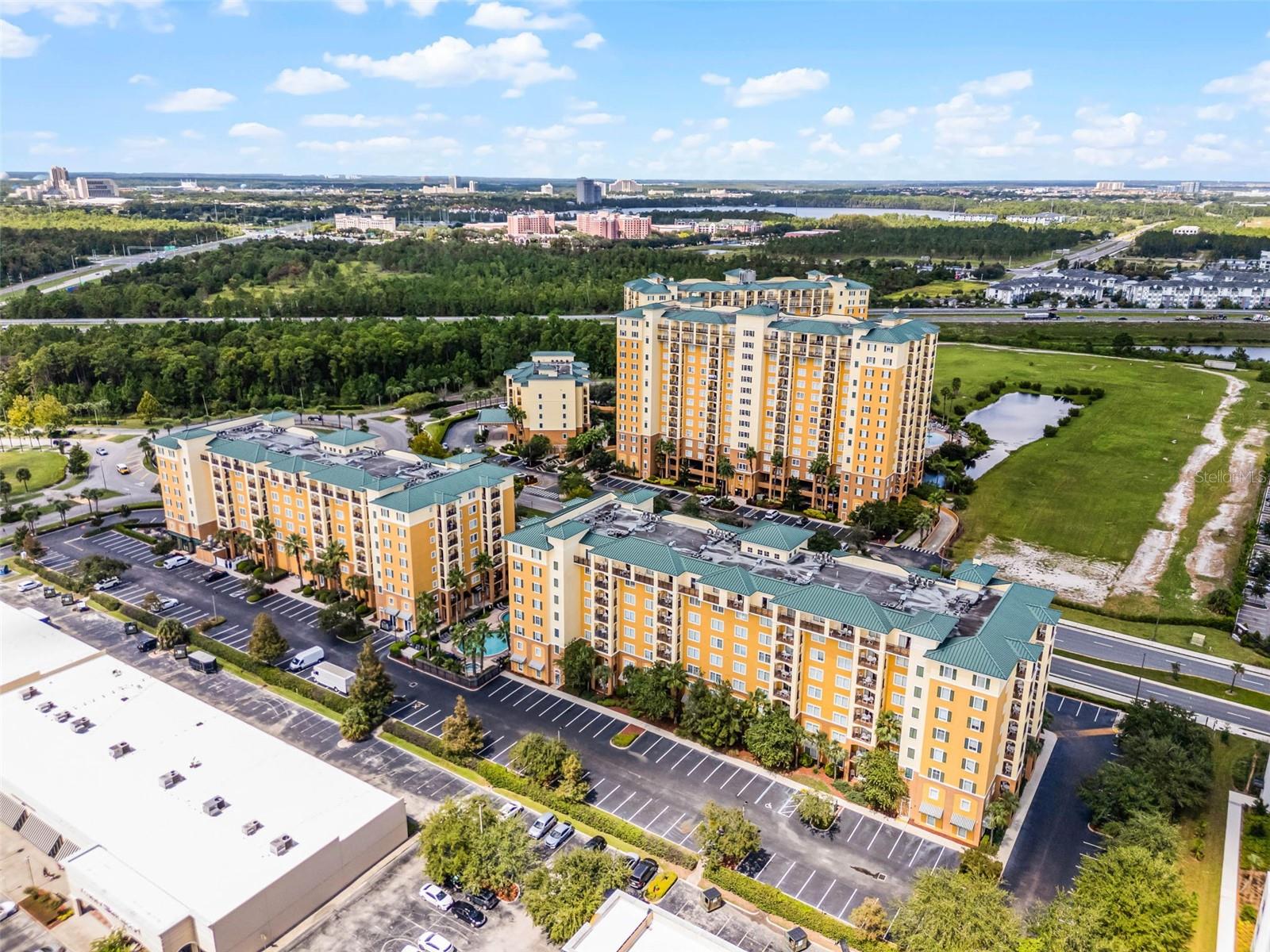 LAKE BUENA VISTA RESIDENCE VILLAGE 1 - Residential