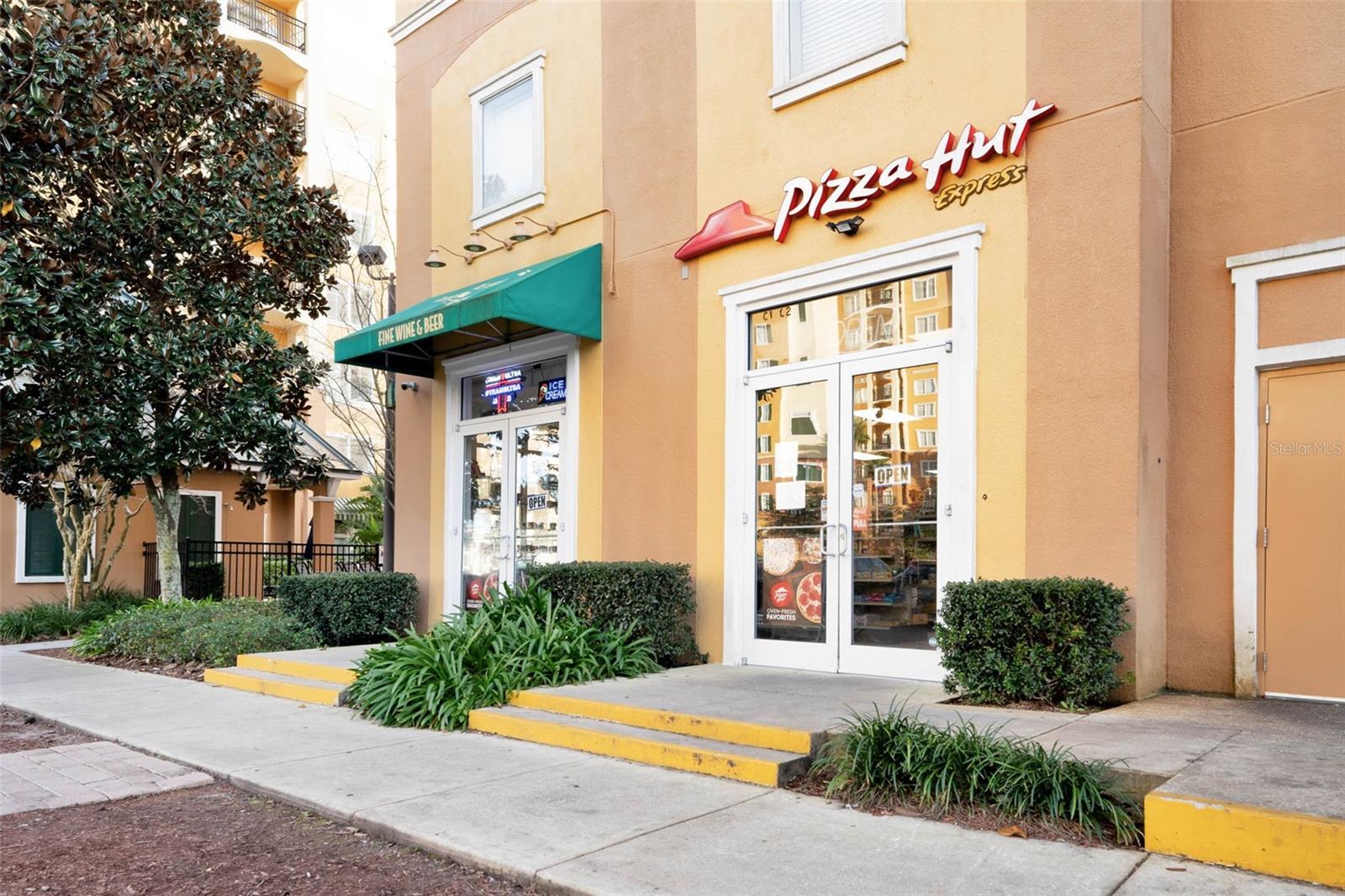 LAKE BUENA VISTA RESIDENCE VILLAGE 1 - Residential