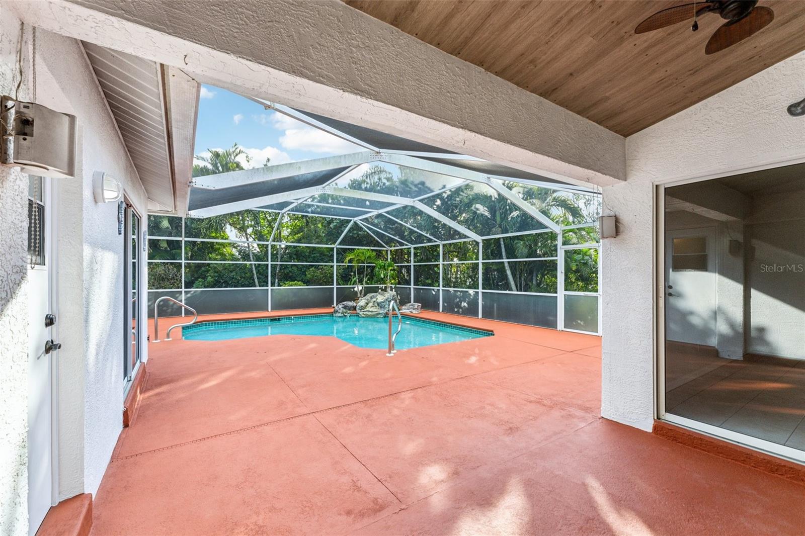 926 SW 37TH STREET