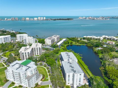 Condominium in BELLEAIR FL 220 BELLEVIEW BOULEVARD.jpg