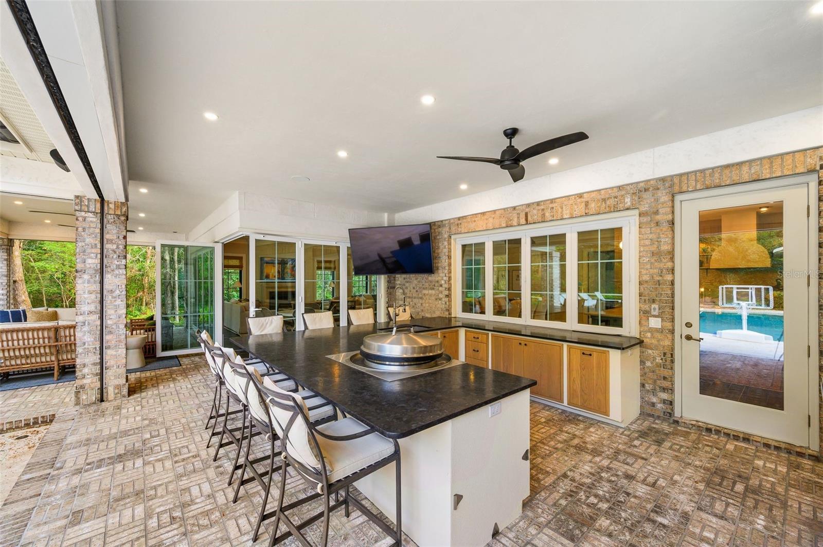 TOMOCA HILLS - Residential