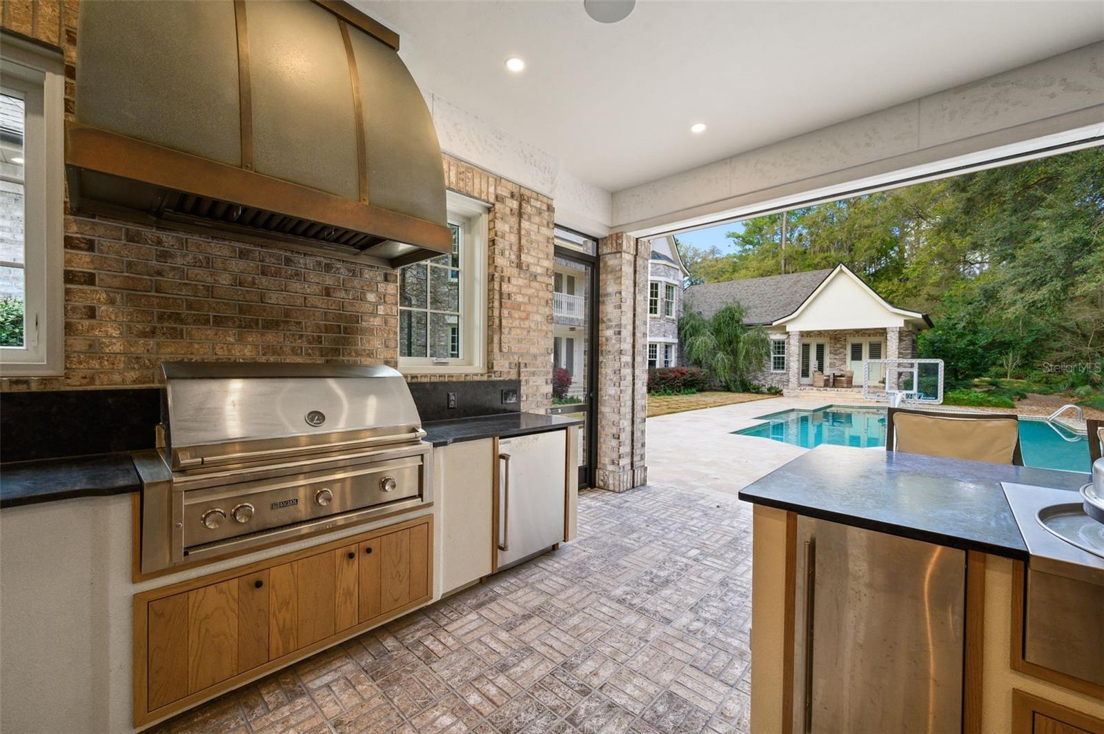 TOMOCA HILLS - Residential