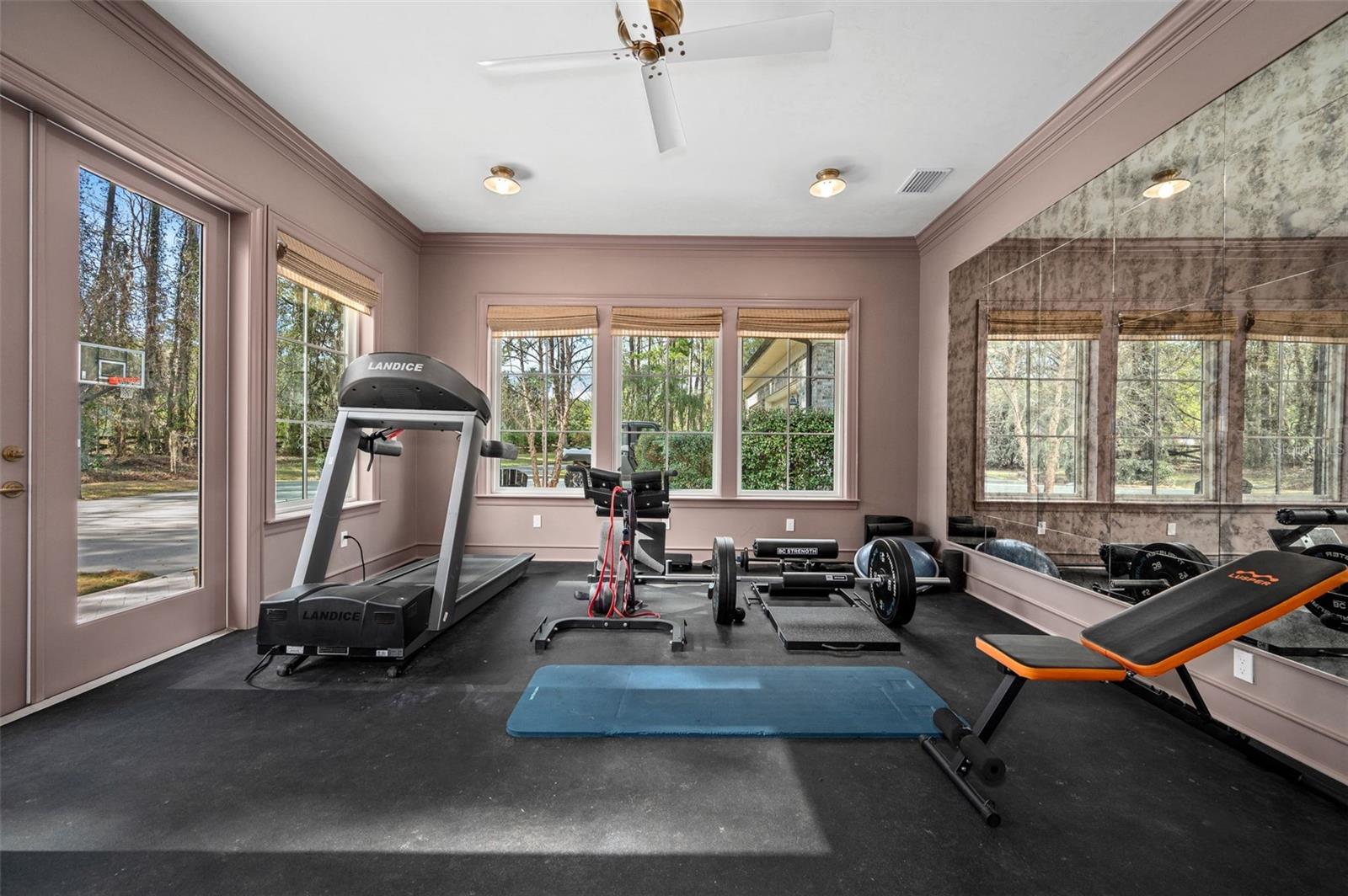 TOMOCA HILLS - Residential