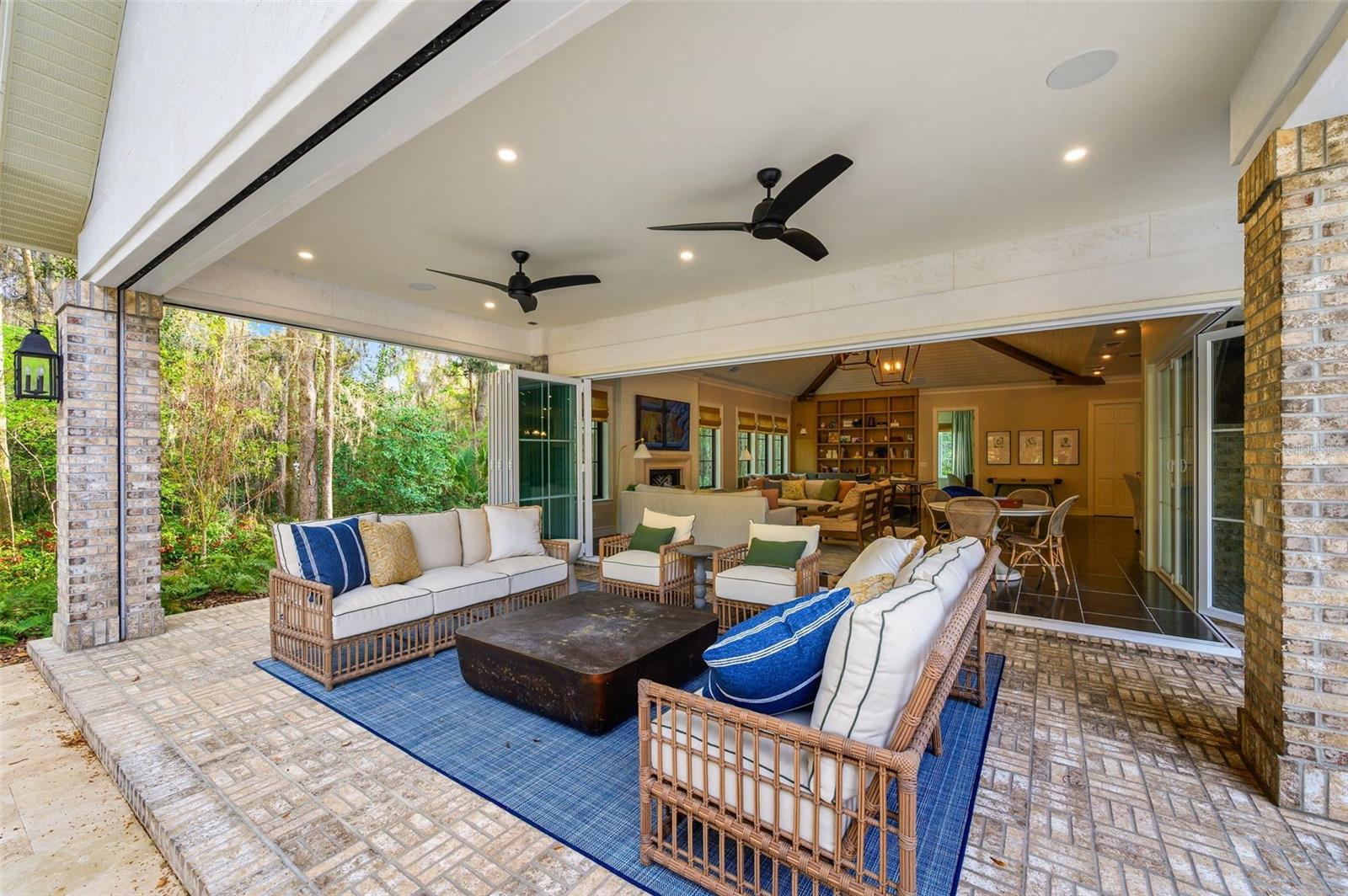 TOMOCA HILLS - Residential