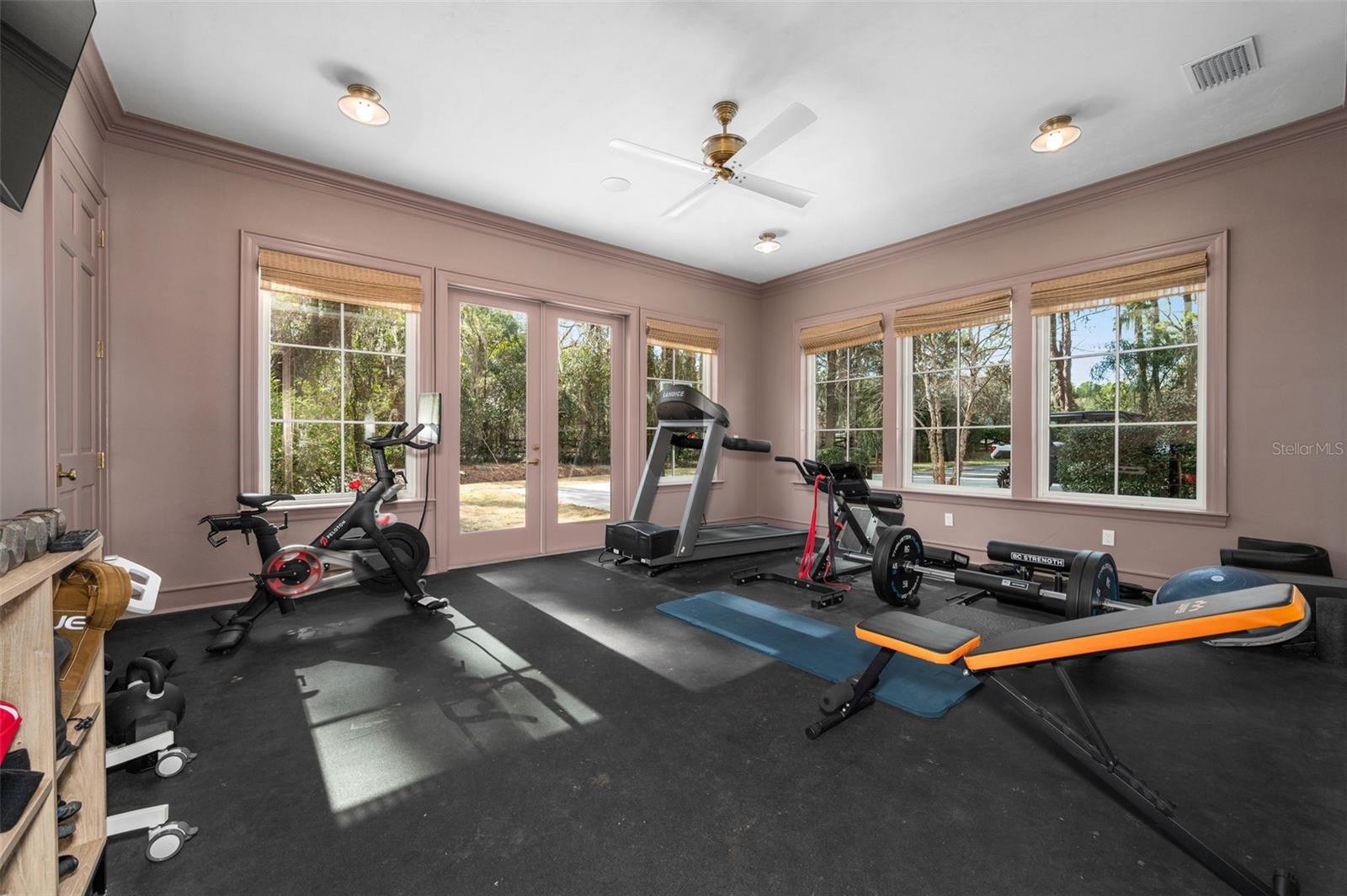 TOMOCA HILLS - Residential