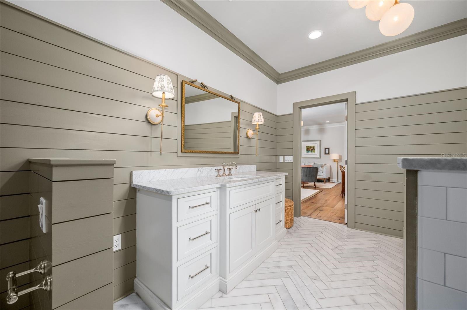 TOMOCA HILLS - Residential