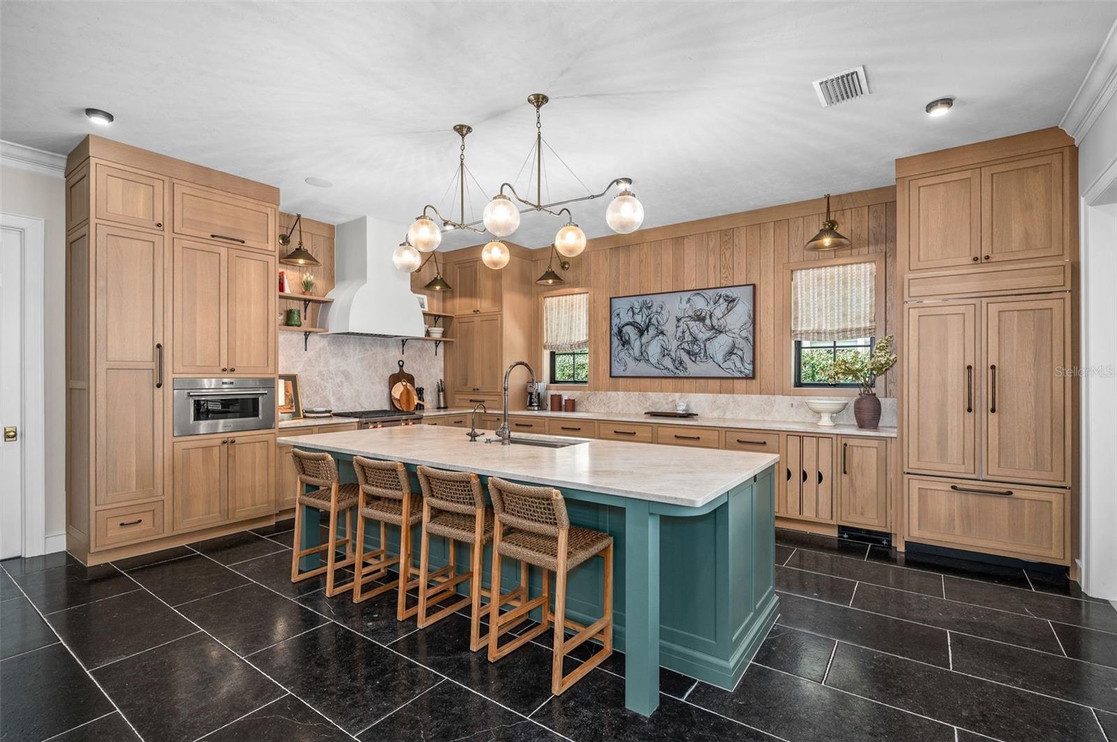 TOMOCA HILLS - Residential