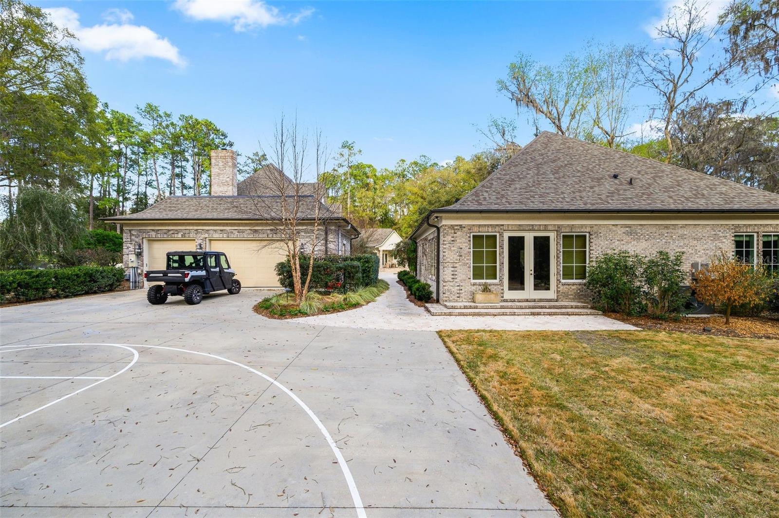 TOMOCA HILLS - Residential