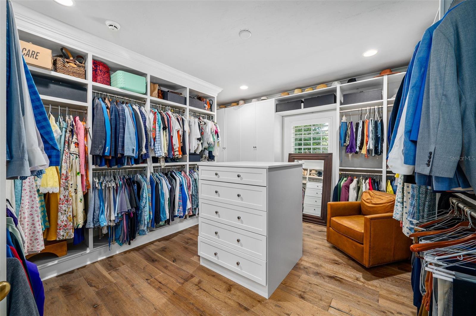 TOMOCA HILLS - Residential