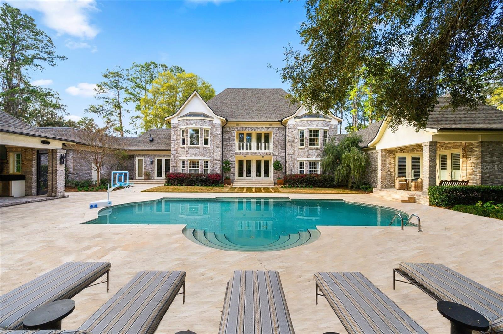 TOMOCA HILLS - Residential