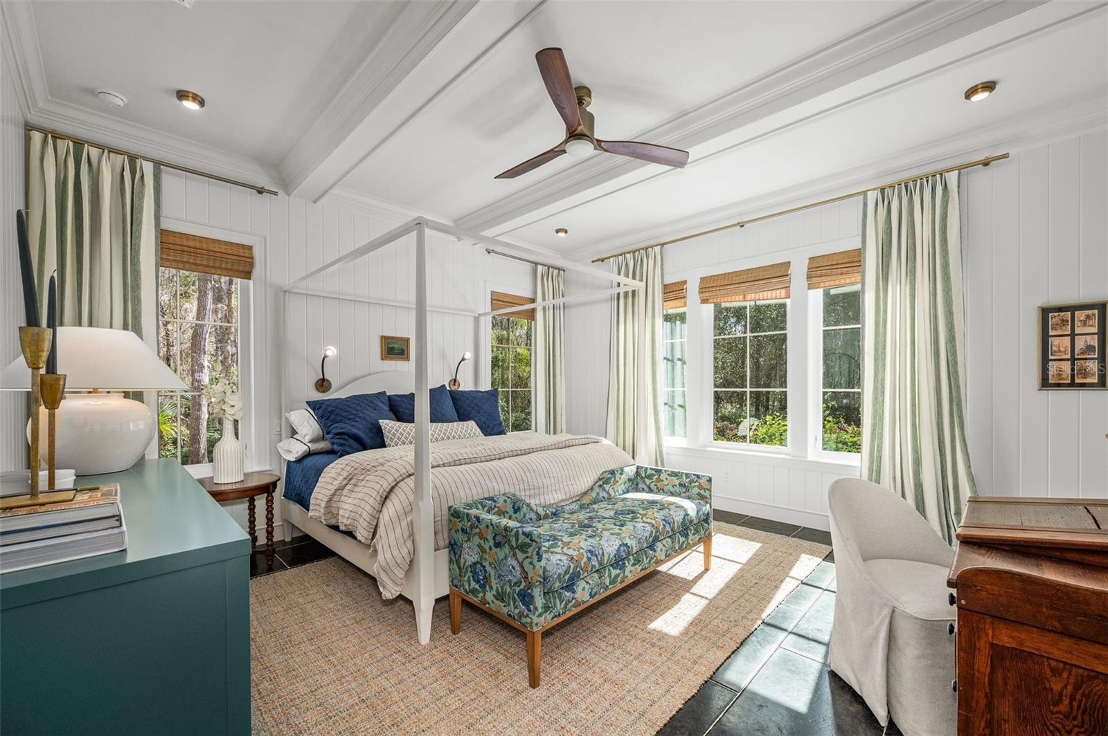 TOMOCA HILLS - Residential