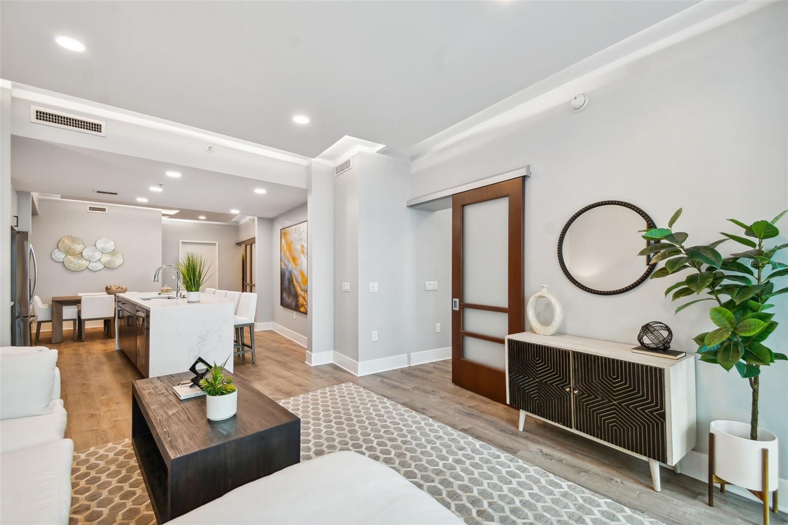 THE PLACE AT CHANNELSIDE A CON - Residential