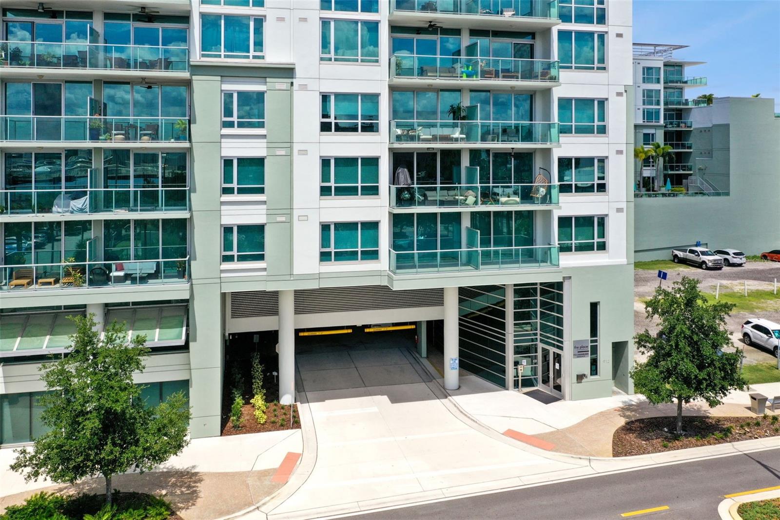 THE PLACE AT CHANNELSIDE A CON - Residential