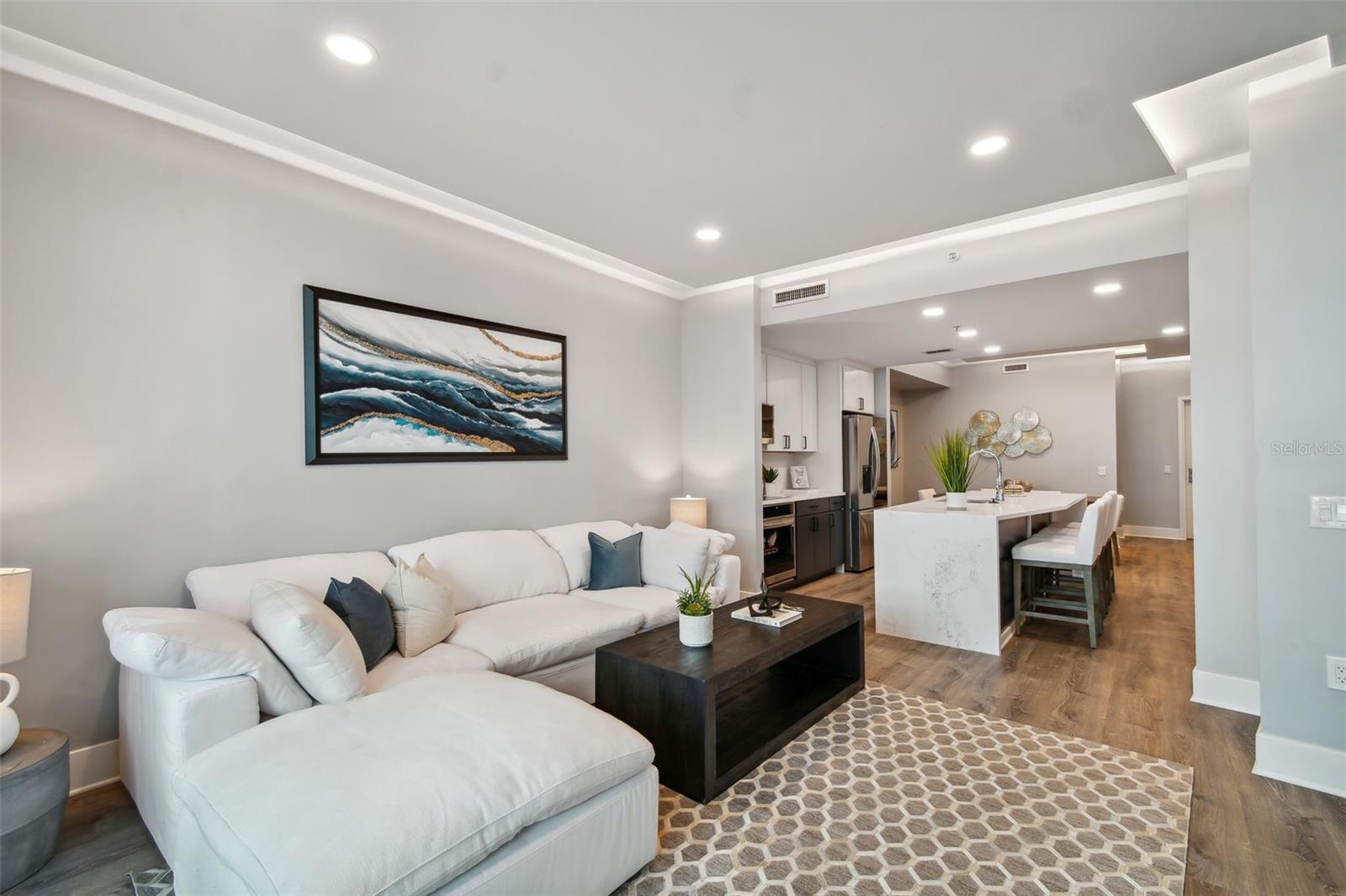 THE PLACE AT CHANNELSIDE A CON - Residential