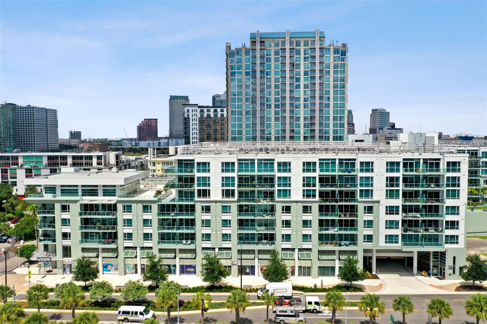 THE PLACE AT CHANNELSIDE A CON - Residential