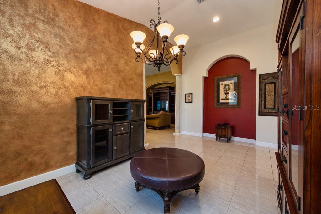 WOODVIEW VILLAS 03 - Residential