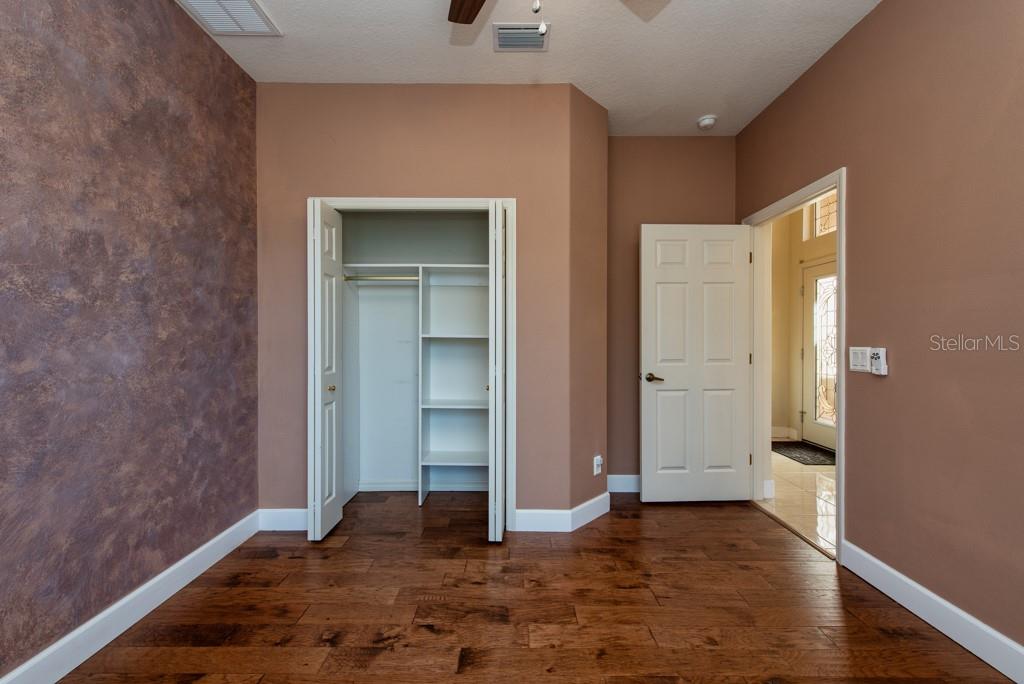 WOODVIEW VILLAS 03 - Residential